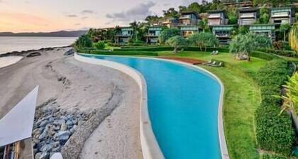 Yacht Club Villa 7, Yacht Club Villa 7 on Hamilton Island