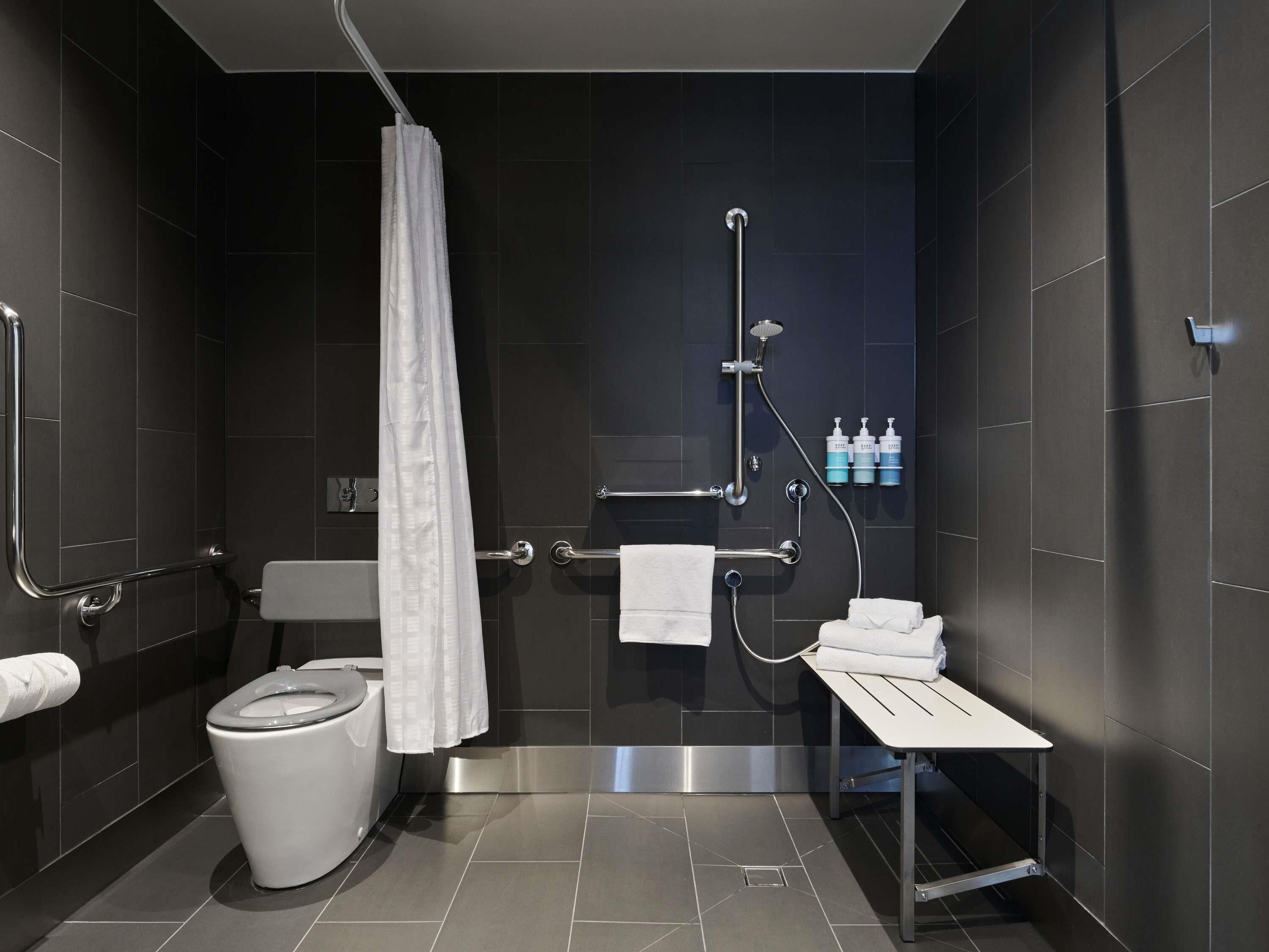 Superior Room, 1 Queen Bed, Accessible