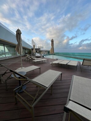 Outdoor pool - Novotel Recife Marina (Recife)