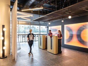 Exterior - TRIBE Manchester Airport (Manchester)