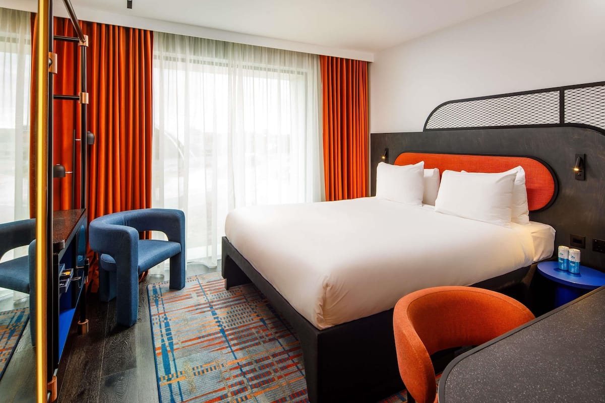 Hypo-allergenic bedding, in-room safe, individually decorated