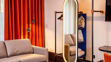 Kamer | Hypoallergeen beddengoed, een kluis op de kamer, individueel gedecoreerd