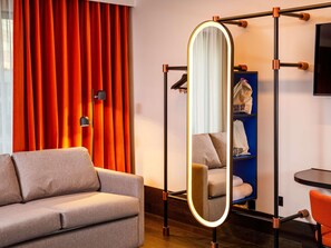 Tribe Extra | Hypo-allergenic bedding, in-room safe, individually decorated