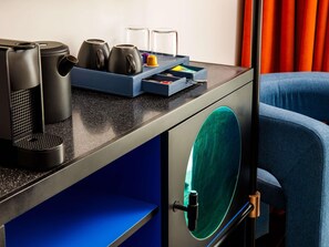 Hypo-allergenic bedding, in-room safe, individually decorated