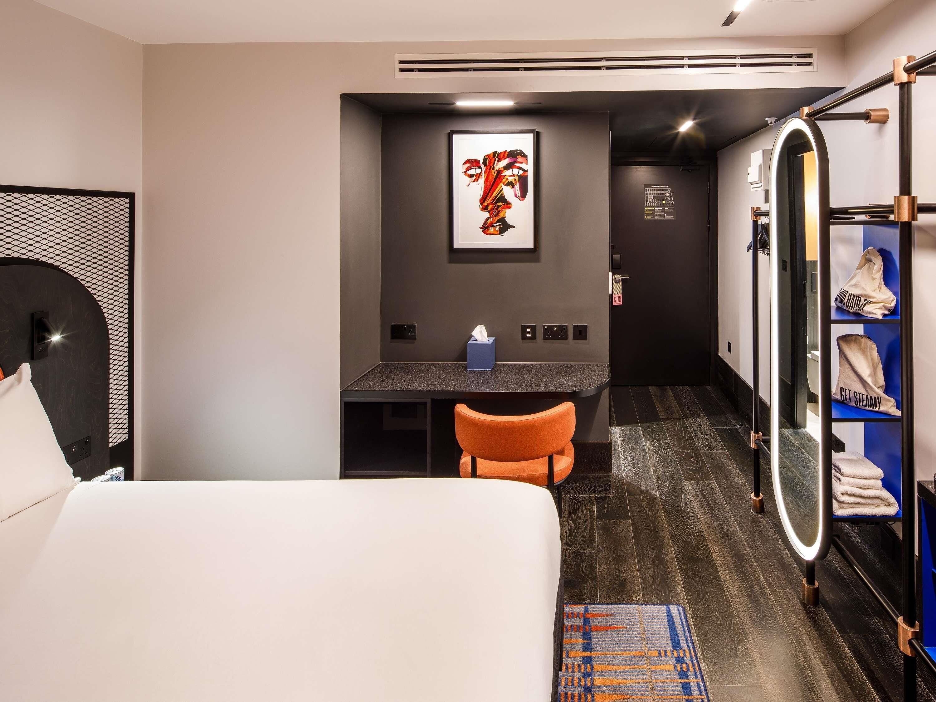 Allergikerbettwaren, Zimmersafe, individuell dekoriert