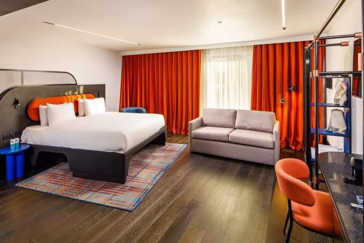 Tribe Extra | Roupas de cama antialérgicas, cofres nos quartos, escrivaninha