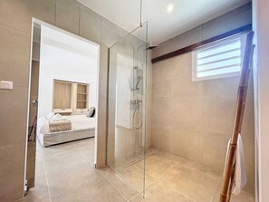 Hair dryer, towels