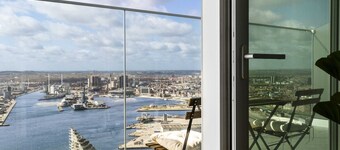 Above the clouds on 42nd floor