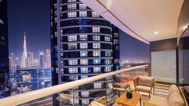 Apartemen Eksklusif, balkon, pemandangan kota | Balkon