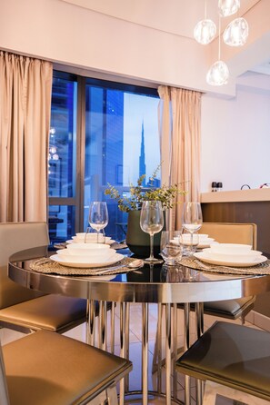 Exclusive Apartment, Balcony, City View | Dining room