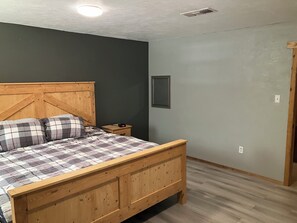 Room - Sam Rayburn Lakevu Barndo (Broaddus)