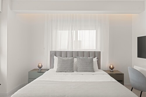 Phaedrus Living: Limassol Seaside Residences 05