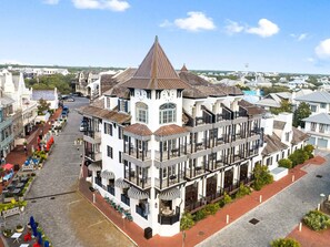 Exterior - STUNNING! Loaded Home! Sleeps 26! LSV/Golf Cart & 6 Bikes! Resort-Style Pool, Steps to Beach! (Santa Rosa Beach)