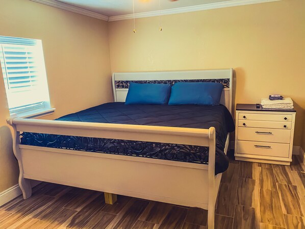 2 bedrooms, WiFi, bed sheets