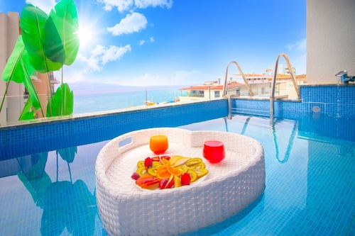 DREAM HOTEL SARANDA