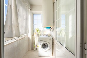 Interior - Casa Sal | 4 Bedrooms  | Central| Olhos de Água (Albufeira)