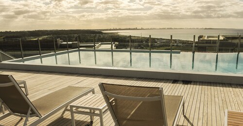 Cozy duplex retreat on Punta Ballena with amazing views and a beautiful garden. 