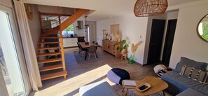 Flat-screen TV - Belle Maison de Vacances 6 Personnes au Coeur de L'alsace (jebsheim)