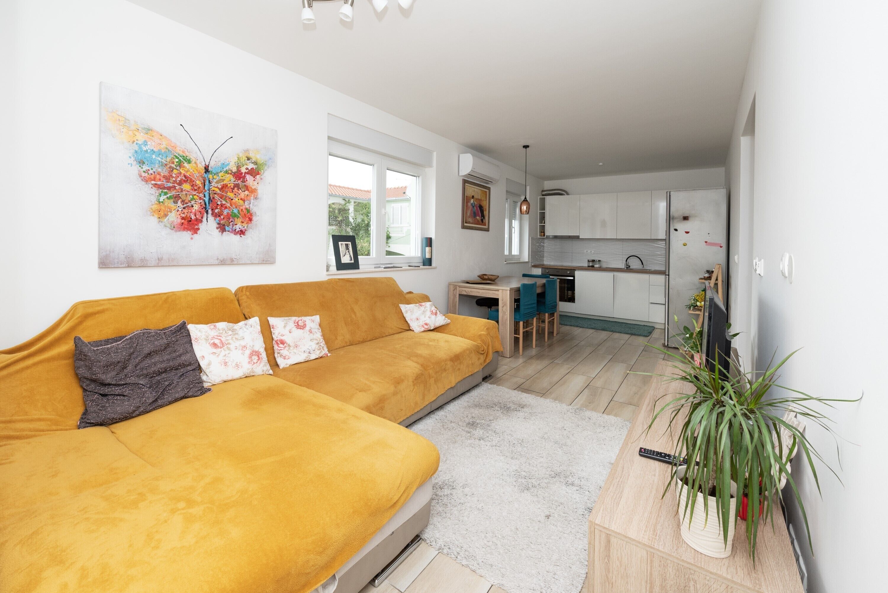 Apartment | Living area