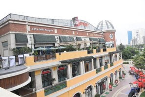 Point of interest - Studio Apartment in a Mall (Gurugram)