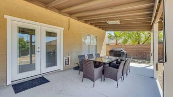 House (4 Bedrooms) | Interior