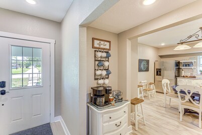 Charming Franklin Abode Near Sports Park & Fishing