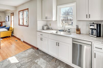 Pet-friendly Sioux Falls House - 2 Mi to Downtown!