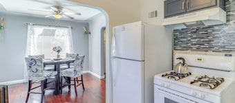 Peaceful Detroit Home w/ Yard: 10 Mi to Downtown!