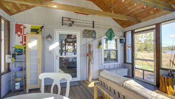 Cottage (2 Bedrooms) | Interior