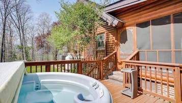 House (1 Bedroom) | Interior