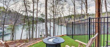 Apartment (2 Bedrooms) | Front of property