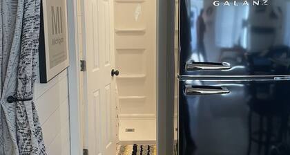 Fully renovated cabin with new furnishings and appliances.