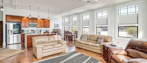 Apartment (2 Bedrooms) | Front of property