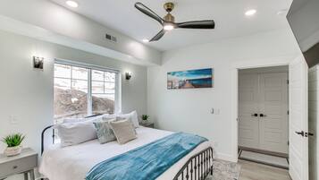 House (6 Bedrooms) | Interior