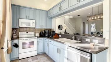 Vila, 3 quartos | Cozinha privada