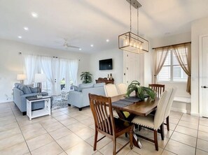 Villa, 3 camere da letto | Ristoranti