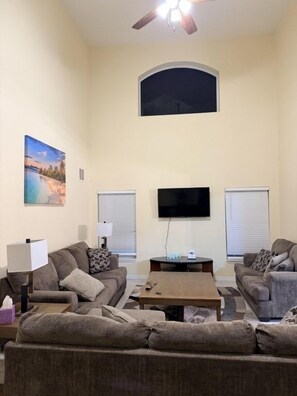 Villa, 5 Schlafzimmer | Wohnbereich