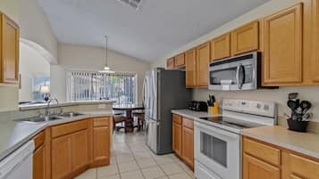 Villa, 5 habitaciones | Cocina privada