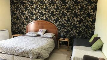 2 bedrooms, free WiFi, bed sheets