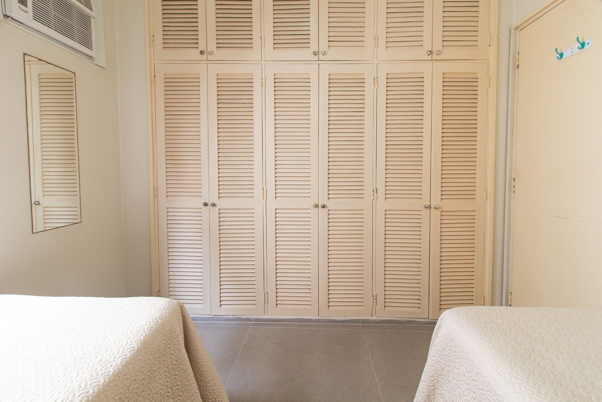 Basic Apartment | 2 bedrooms, blackout curtains, free WiFi, bed sheets