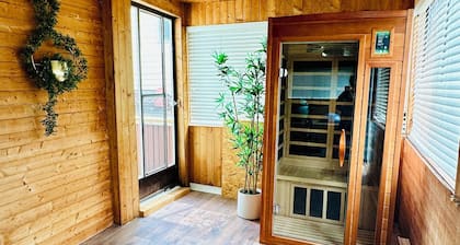 "Good Old Days: Retro Airbnb”