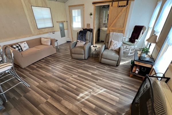 Smart TV, videojuegos, reproductor de DVD y libros