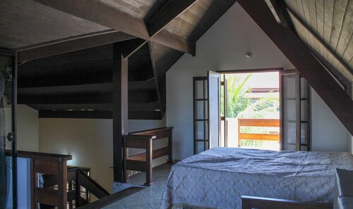 P003 Casa c 3 Dorm. Apenas 150m da Praia