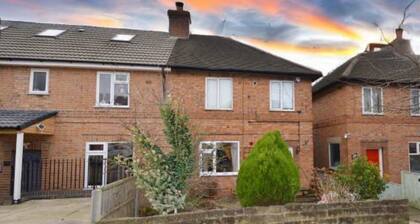 Luxury Apartment Close To Leicester University