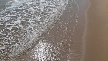 Kamar, 1 kamar tidur, balkon, pemandangan kota | Pantai