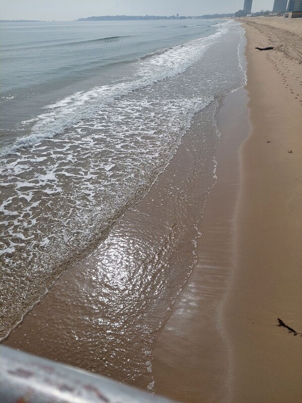 Chambre, 1 chambre, balcon, vue ville | Plage