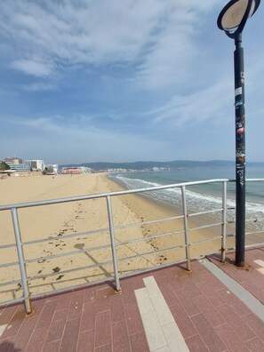 Zimmer, 1 Schlafzimmer, Balkon, Stadtblick | Strand