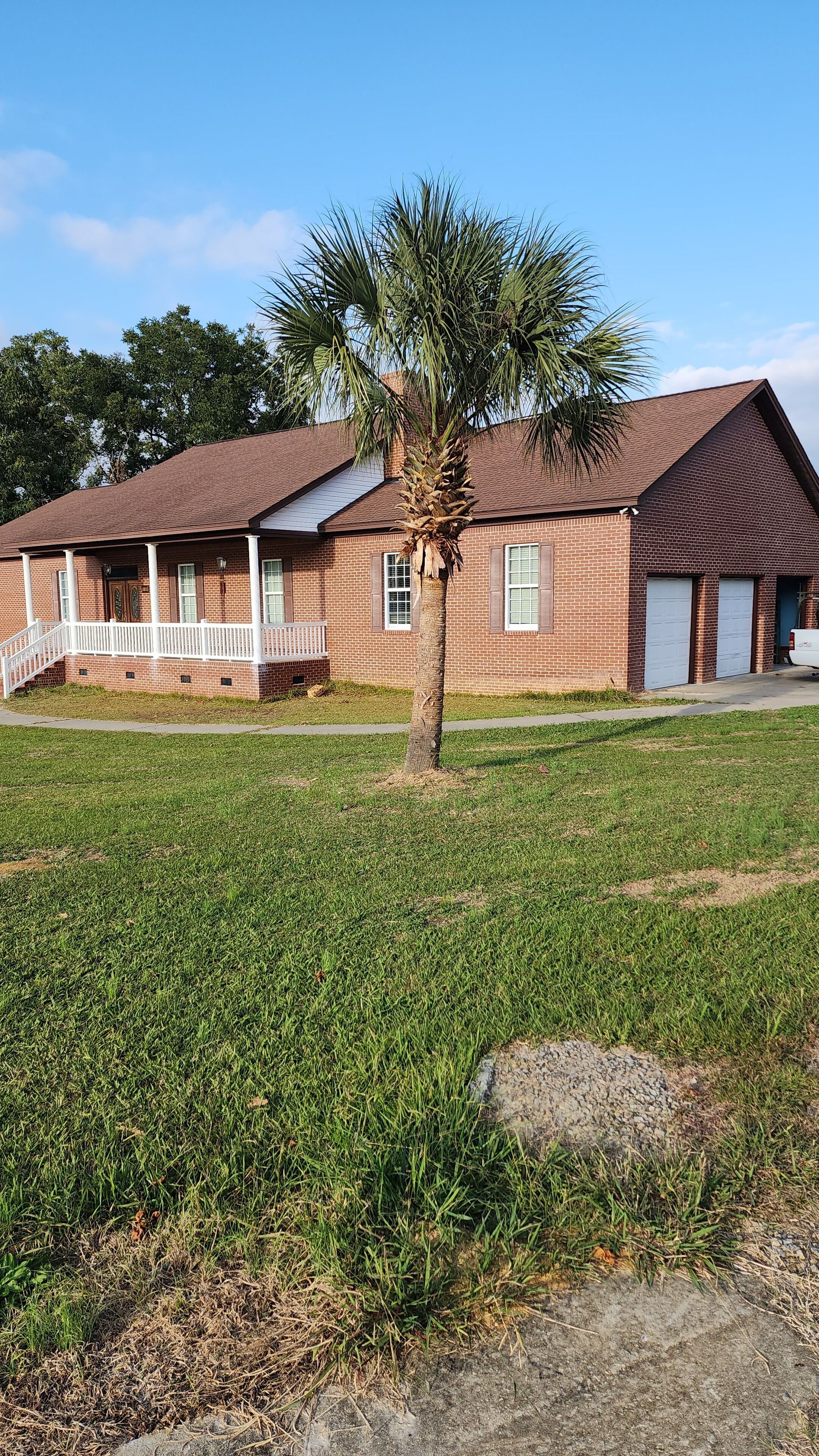  Quiet Farm house 10 mins from lake Murray.