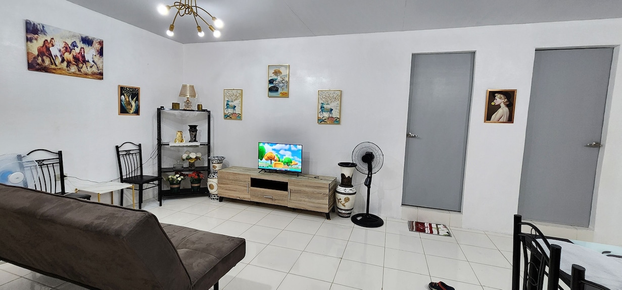 Beach House Vacation Rental - San Jacinto, Philippines