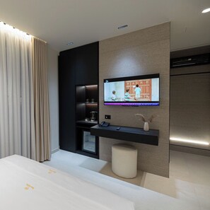 Bureau, chambres insonorisées, Wi-Fi gratuit